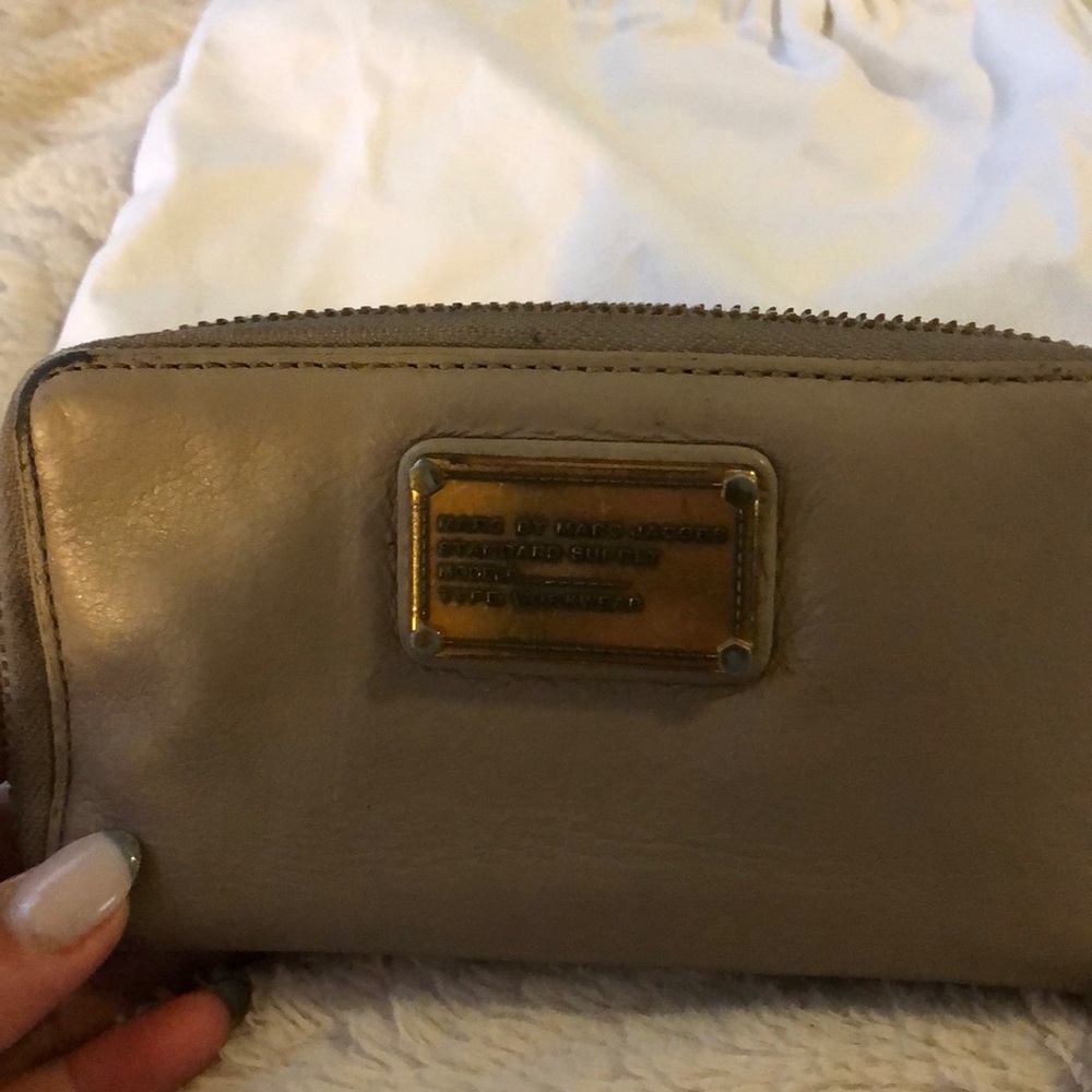 Marc Jacobs wallet